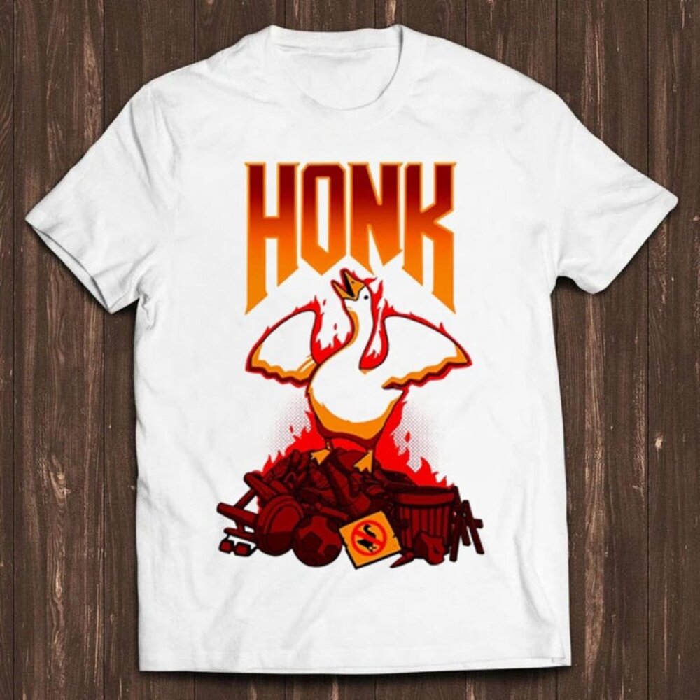 Funny Honk Goose T-Shirt – Chaotic Goose Meme Graphic Tee – Gamer Humor Shirt –
